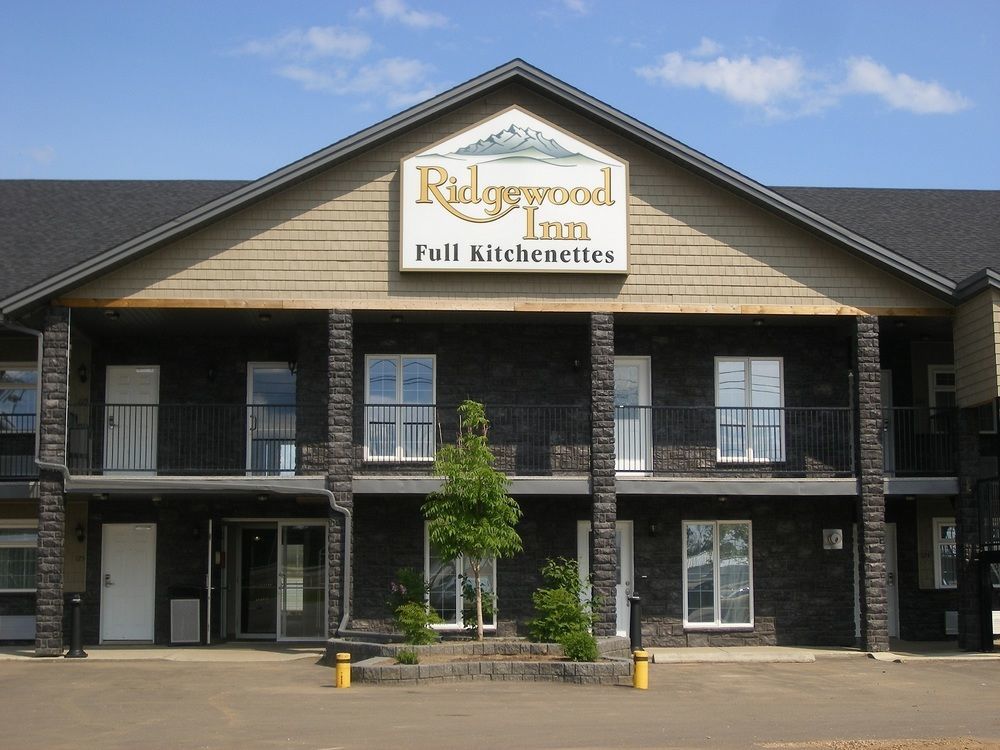 Super 8 By Wyndham Fort Mcmurray Eksteriør bilde